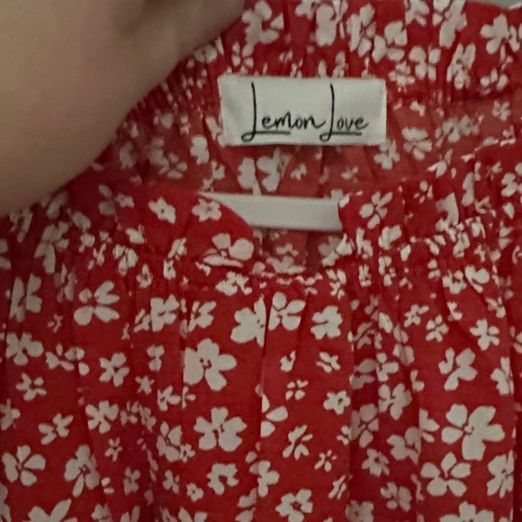 Floral Red Top - Picture 2 of 6